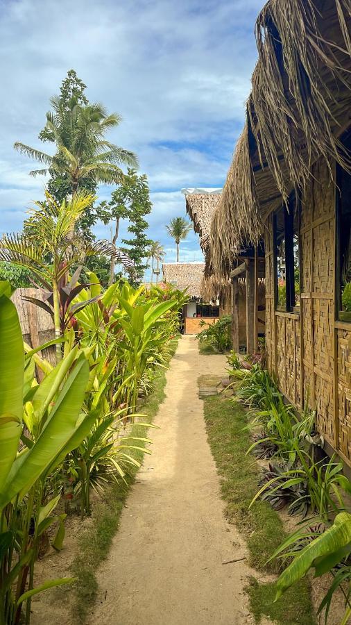 ג'נרל לונה Siargao Tropic Hostel מראה חיצוני תמונה