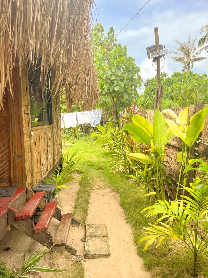 ג'נרל לונה Siargao Tropic Hostel מראה חיצוני תמונה